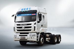 東風(fēng)柳汽 霸龍M7 濰柴430馬力6×4牽引車(chē) 國四