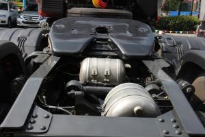 東風(fēng)柳汽 霸龍M7 濰柴430馬力6×4牽引車(chē) 國四