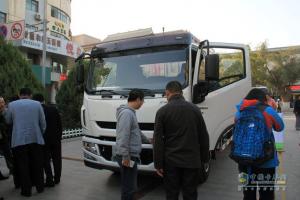 南京依維柯超越C100高端輕卡 敦煌上市