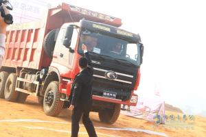 福田瑞沃極限挑戰賽冠軍角逐 卡車(chē)極限秀