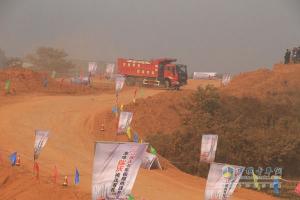 福田瑞沃極限挑戰賽冠軍角逐 卡車(chē)極限秀