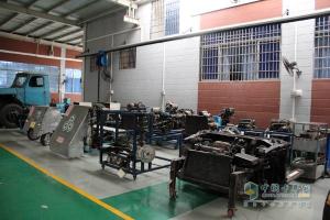 斯堪尼亞龍騰學(xué)校首屆畢業(yè)生職業(yè)規劃與面試交流會(huì )