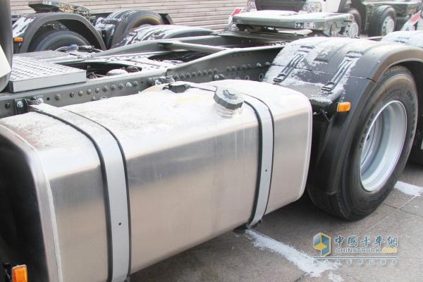 中國重汽 HOWO T7H 標載440馬力牽引車(chē)