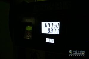 測試過(guò)半 奔馳卡車(chē)油耗測試車(chē)到達成都