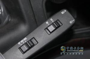 中國重汽 HOWO 6×4牽引車(chē)