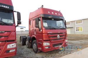 中國重汽 HOWO 6×2前雙轉向牽引車(chē)