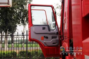 中國重汽 HOWO 8×4自卸車(chē)