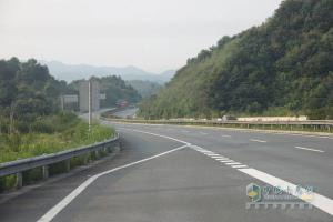 百公里26.5升 奔馳卡車(chē)杭州-廣州油耗實(shí)測完美結束