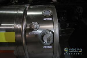 廣州車(chē)展:東風(fēng)特種商用車(chē)凸顯改裝實(shí)力 攜三款專(zhuān)用車(chē)亮相