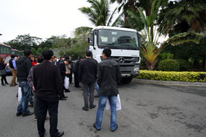 2014梅賽德斯-奔馳卡車(chē)底盤(pán)技術(shù)研討會(huì )廣州召開(kāi)