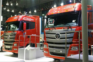 歐美聯(lián)合芯動(dòng)力 雙版歐曼亮車(chē)展 