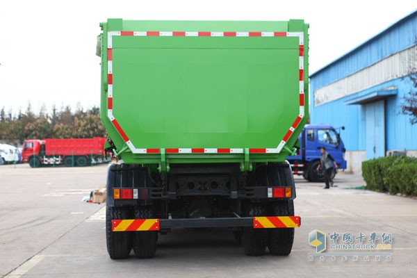 福田瑞沃 濰柴310馬力 6X4 國四 智能型渣土車(chē)