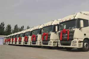 30臺歐曼GTL超能版牽引車(chē)交付京順達物流