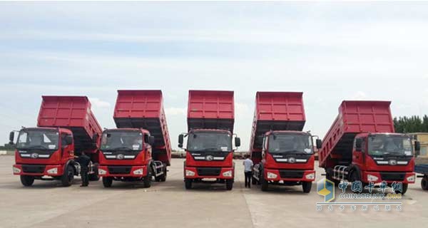 福田瑞沃工程車(chē)