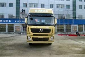陜汽重卡 德龍X3000 西安康明斯440馬力 6X4牽引車(chē)