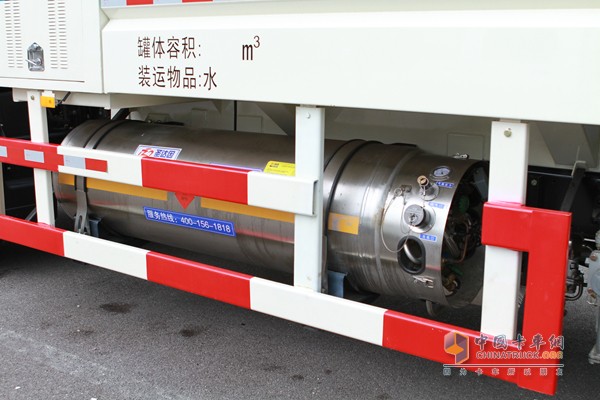 福田瑞沃 瑞沃中馳 4X2 多功能灑水車(chē)（外飾）