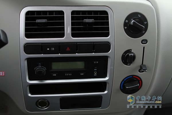 時(shí)代汽車(chē) 康瑞K2單排平板（內飾）