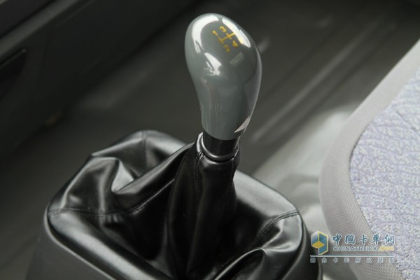 時(shí)代汽車(chē) 康瑞H2單排廂車(chē)（內飾）