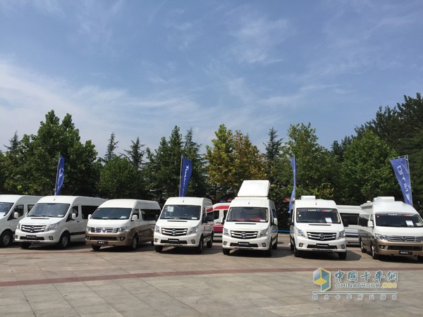 全新定制化體驗 圖雅諾改裝大賽展風(fēng)姿