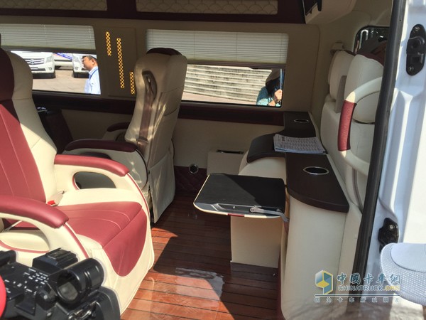 全新定制化體驗 圖雅諾改裝大賽展風(fēng)姿