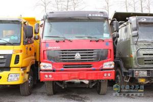 中國重汽 HOWO重卡 340馬力 6X4 LNG自卸車(chē)