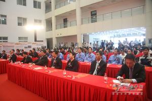 閱兵運輸保障方隊大揭秘 福田戴姆勒汽車(chē)攜手祥龍物流