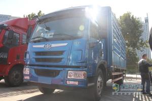 一汽解放、青島解放濟南卡車(chē)展同臺亮相 解放J6領(lǐng)航版受矚