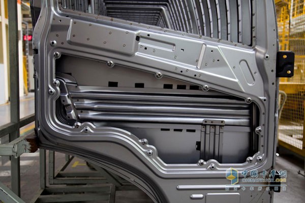 高強度的車(chē)身鈑金