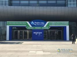 輕中重統統國V以上 “濰柴芯”引領(lǐng)Engine China 2015