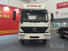 中國重汽武漢車(chē)展展臺面面觀(guān)