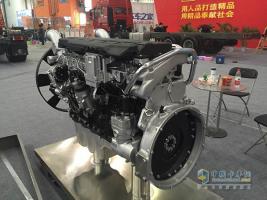 中國重汽武漢車(chē)展展臺面面觀(guān)