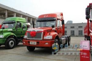 一汽柳特 新安捷(L5R)重卡 390馬力 6X4 牽引車(chē)