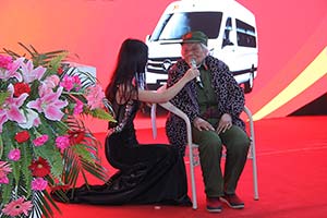 德國商務(wù)旗艦圖雅諾走進(jìn)鄭州暨致敬抗戰老兵鄭州站活動(dòng)