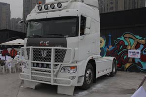 不僅僅是卡車(chē)改裝--《我為車(chē)狂》聯(lián)合卡車(chē)改裝媒體探班很多料