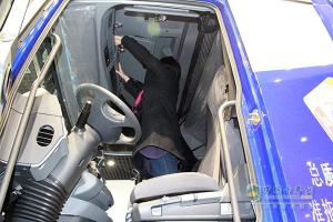 歐曼品牌全體驗 走進(jìn)中國首家重卡培訓體驗中心