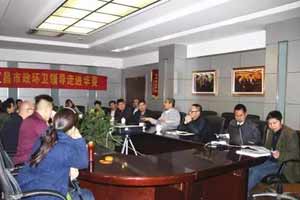 宜昌市政環(huán)衛客戶(hù)來(lái)華菱星馬考察產(chǎn)品