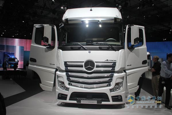 奔馳旗艦Actros 1848車(chē)型