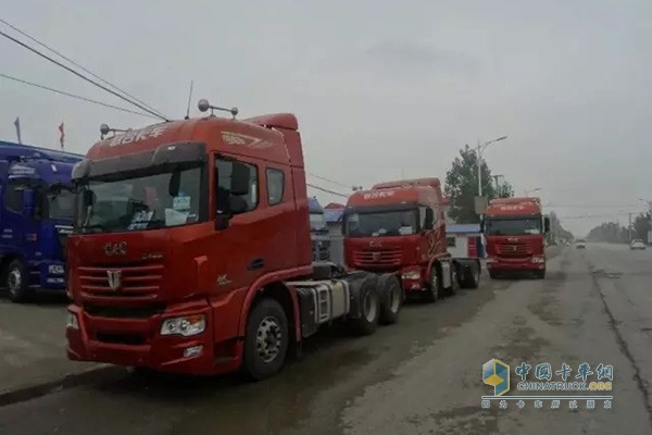 聯(lián)合卡車(chē)巡展車(chē)