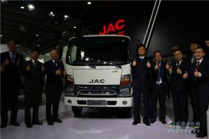 2016廣州商用車(chē)展 江淮“三鈴”實(shí)現品牌躍升