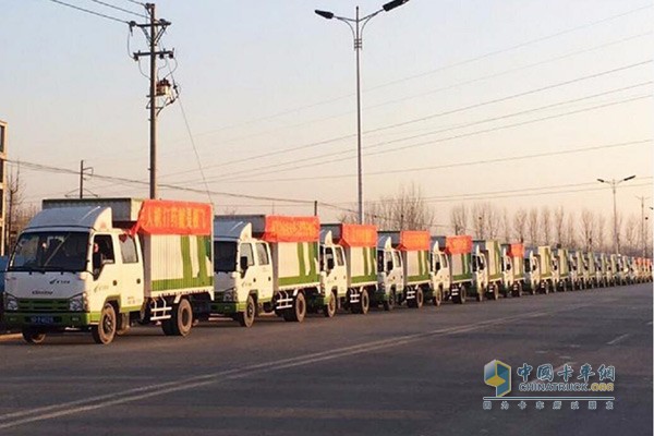 慶鈴汽車(chē)助力極飛巡游