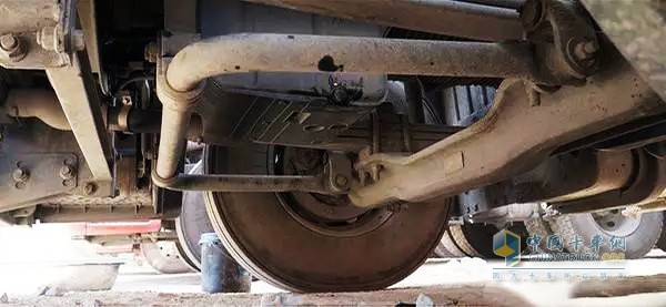 卡友們可能也不清楚這些關(guān)系，所以不知道如何向車(chē)主解釋?zhuān)R力、扭矩、排量都有怎樣的關(guān)系呢?想要弄清他們的關(guān)系，首先得了解它們 ... ...