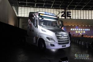 高端長(cháng)頭重卡乘龍T7榮耀上市 引領(lǐng)智能卡車(chē)新時(shí)代