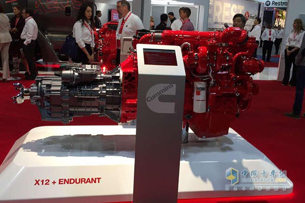車(chē)展現場(chǎng)康明斯X12動(dòng)力