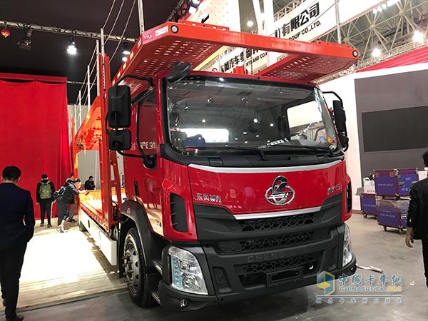 東風(fēng)柳汽乘龍轎運車(chē)