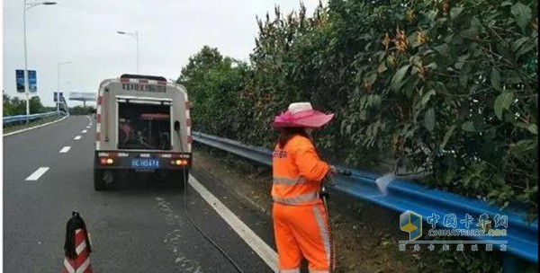 中聯(lián)環(huán)境環(huán)衛車(chē)