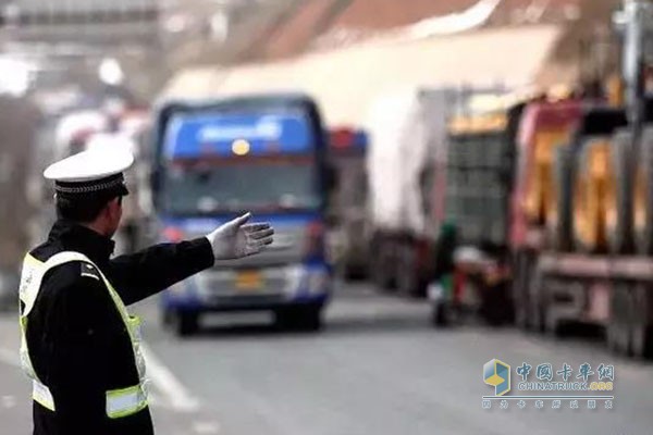 2018年7月1日起，好多政策跟卡友有關(guān)