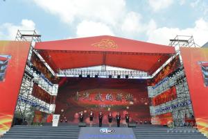 一汽解放青汽公司建廠(chǎng)五十周年迎來(lái)第150萬(wàn)輛卡車(chē)下線(xiàn)