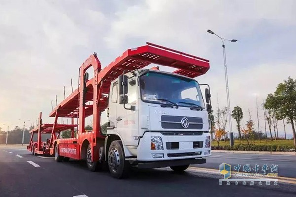 天錦中置軸轎運車(chē)