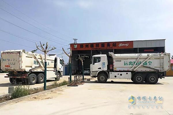 聯(lián)合LNG城市渣土車(chē)