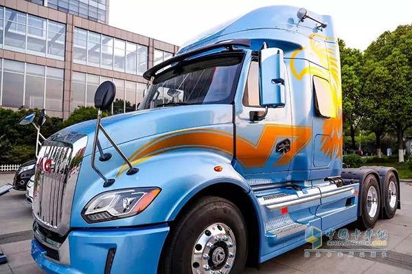 長(cháng)頭重卡·格爾發(fā)V7